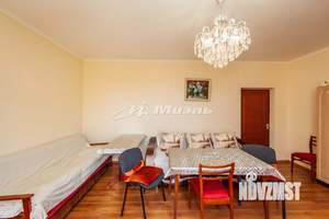 Дом 193м², 2-этажный, участок 4 сот.