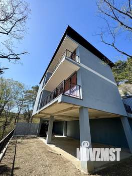 Дом 219м², 2-этажный, участок 3 сот.