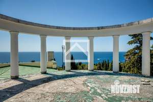 Дом 1157м², 3-этажный, участок 20 сот.