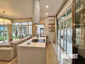 Дом 220м², 2-этажный, участок 7 сот.