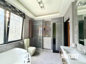 Дом 426м², 4-этажный, участок 3 сот.