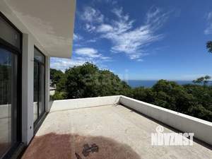 Таунхаус 150м², 3-этажный, участок 1 сот.