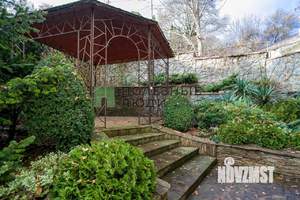 Дом 300м², 3-этажный, участок 3 сот.