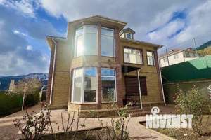 Дом 185м², 2-этажный, участок 6 сот.