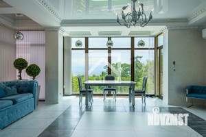 Дом 450м², 4-этажный, участок 12 сот.