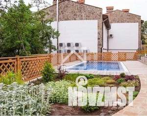 Дом 267м², 3-этажный, участок 5 сот.