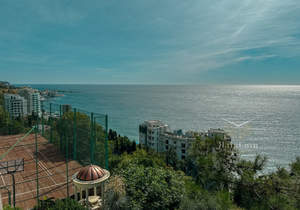 Дом 1391м², 4-этажный, участок 39 сот.