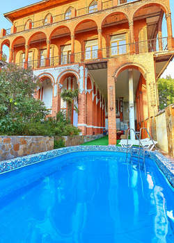 Дом 706м², 4-этажный, участок 7 сот.