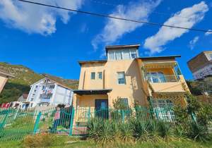 Дом 300м², 3-этажный, участок 4 сот.