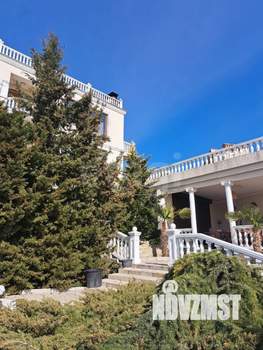 Дом 294м², 3-этажный, участок 20 сот.