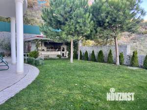 Дом 285м², 2-этажный, участок 10 сот.