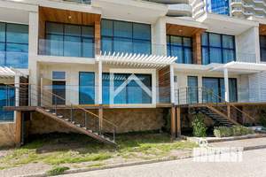 Таунхаус 216м², 2-этажный, участок 2 сот.