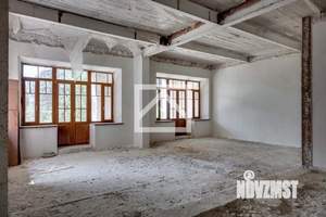 Дом 1157м², 3-этажный, участок 20 сот.