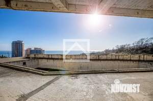 Дом 1080м², 3-этажный, участок 14 сот.