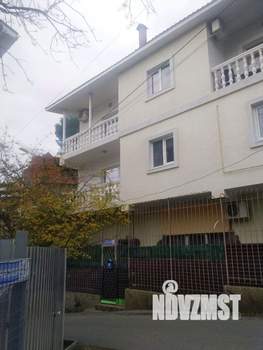 Дом 276м², 3-этажный, участок 3 сот.