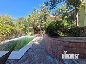 Дом 184м², 3-этажный, участок 7 сот.