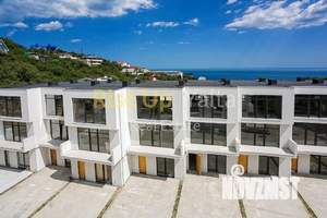 Таунхаус 174м², 3-этажный, участок 170 сот.