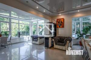 Дом 280м², 3-этажный, участок 22 сот.