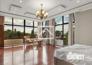 Дом 1480м², 4-этажный, участок 25 сот.