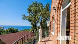 Дом 385м², 3-этажный, участок 14 сот.