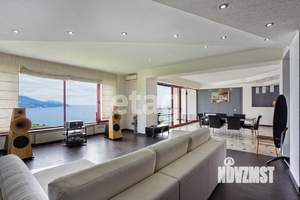 Дом 310м², 3-этажный, участок 1 сот.