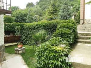 Дом 325м², 3-этажный, участок 15 сот.