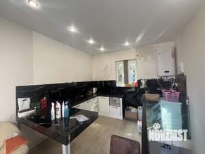 Дом 80м², 3-этажный, участок 1 сот.