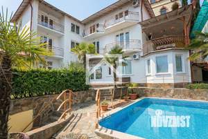 Коттедж 363м², 3-этажный, участок 4 сот.