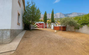 Дом 217м², 3-этажный, участок 6 сот.