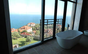 Дом 3271м², 4-этажный, участок 65 сот.