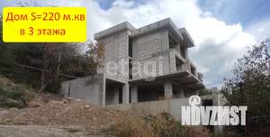 Дом 220м², 3-этажный, участок 4 сот.