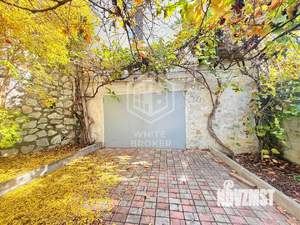 Дом 210м², 3-этажный, участок 6 сот.