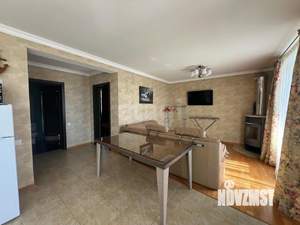 Дом 294м², 3-этажный, участок 20 сот.