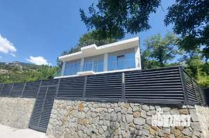 Дом 320м², 2-этажный, участок 8 сот.