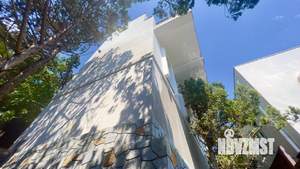 Коттедж 250м², 3-этажный, участок 3 сот.