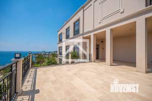 Дом 3280м², 4-этажный, участок 65 сот.