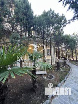 Дом 210м², 2-этажный, участок 5 сот.