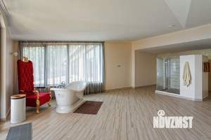 Дом 2000м², 4-этажный, участок 18 сот.