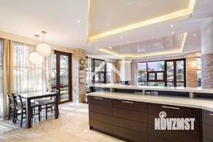 Дом 350м², 3-этажный, участок 2 сот.