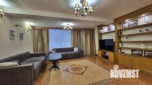 Таунхаус 175м², 3-этажный, участок 1 сот.