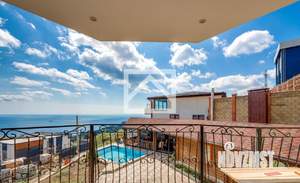 Дом 317м², 3-этажный, участок 7 сот.