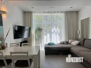 Дом 273м², 3-этажный, участок 5 сот.