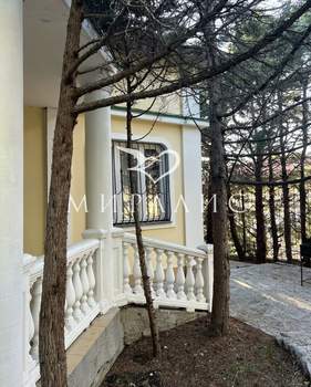 Дом 210м², 2-этажный, участок 5 сот.