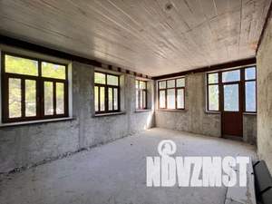 Дом 600м², 3-этажный, участок 20 сот.