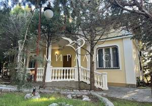 Дом 210м², 2-этажный, участок 5 сот.