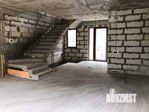 Таунхаус 200м², 4-этажный, участок 2 сот.