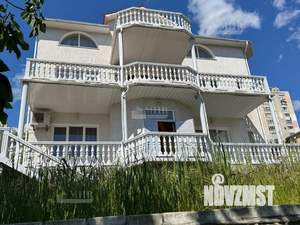 Дом 531м², 3-этажный, участок 10 сот.