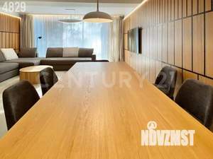 Дом 200м², 3-этажный, участок 1 сот.