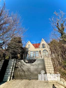 Дом 185м², 3-этажный, участок 4 сот.