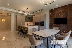 Дом 239м², 2-этажный, участок 5 сот.